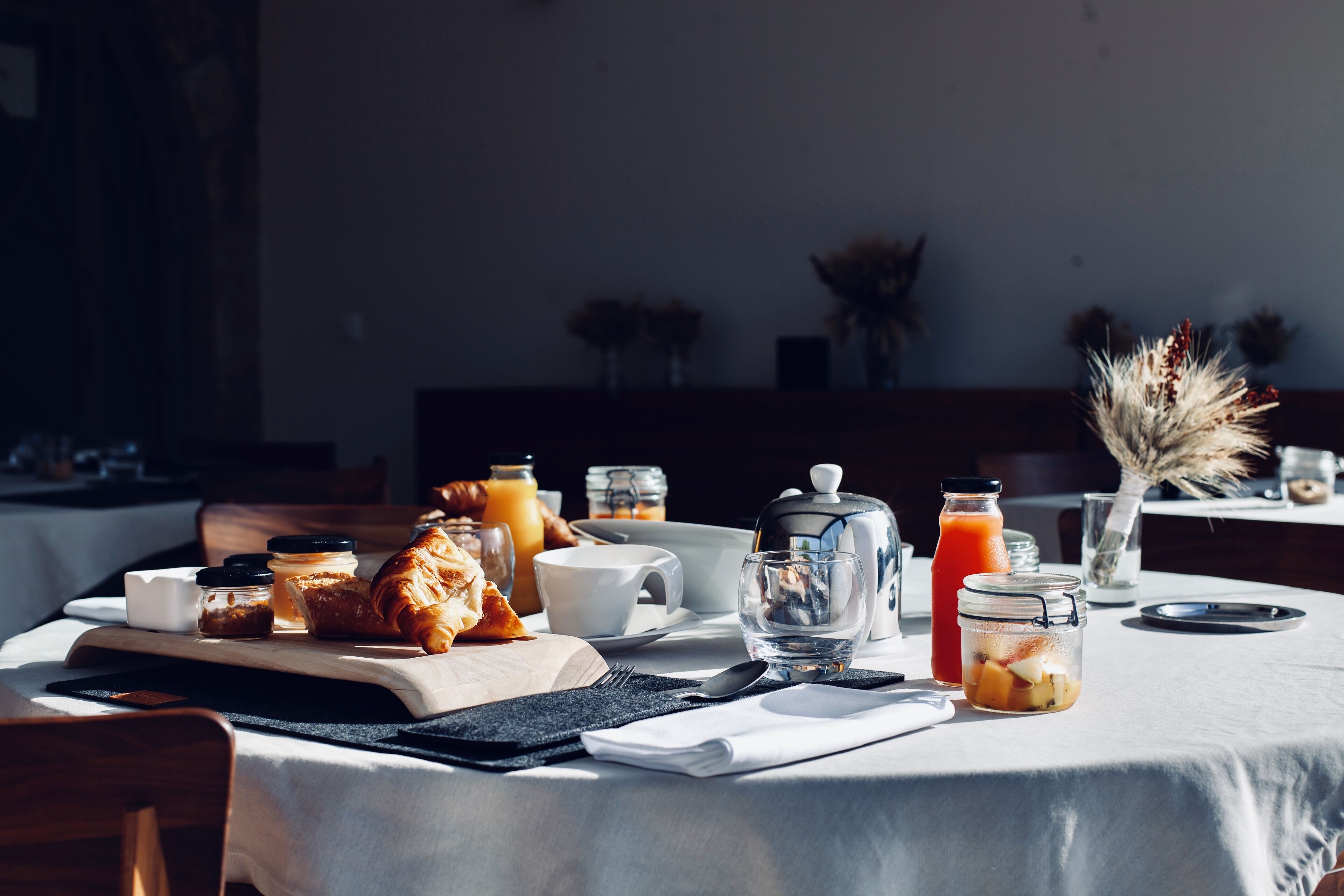 daily buffet breakfast (eur 15 per person)