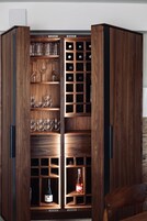 Café da manhã com buffet todos os dias (EUR 15 por pessoa)