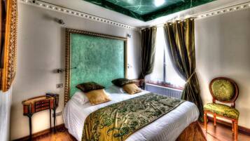 Premium bedding, free minibar, in-room safe, desk