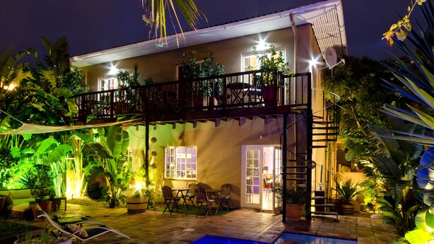 Courtyard - Villa Costa Rose (Cape Town)