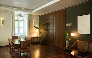 Meeting facility