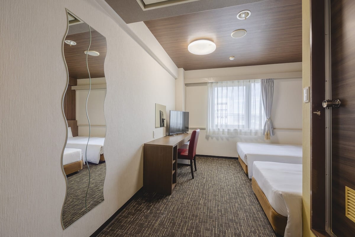 1 bedroom, in-room safe, desk, laptop workspace