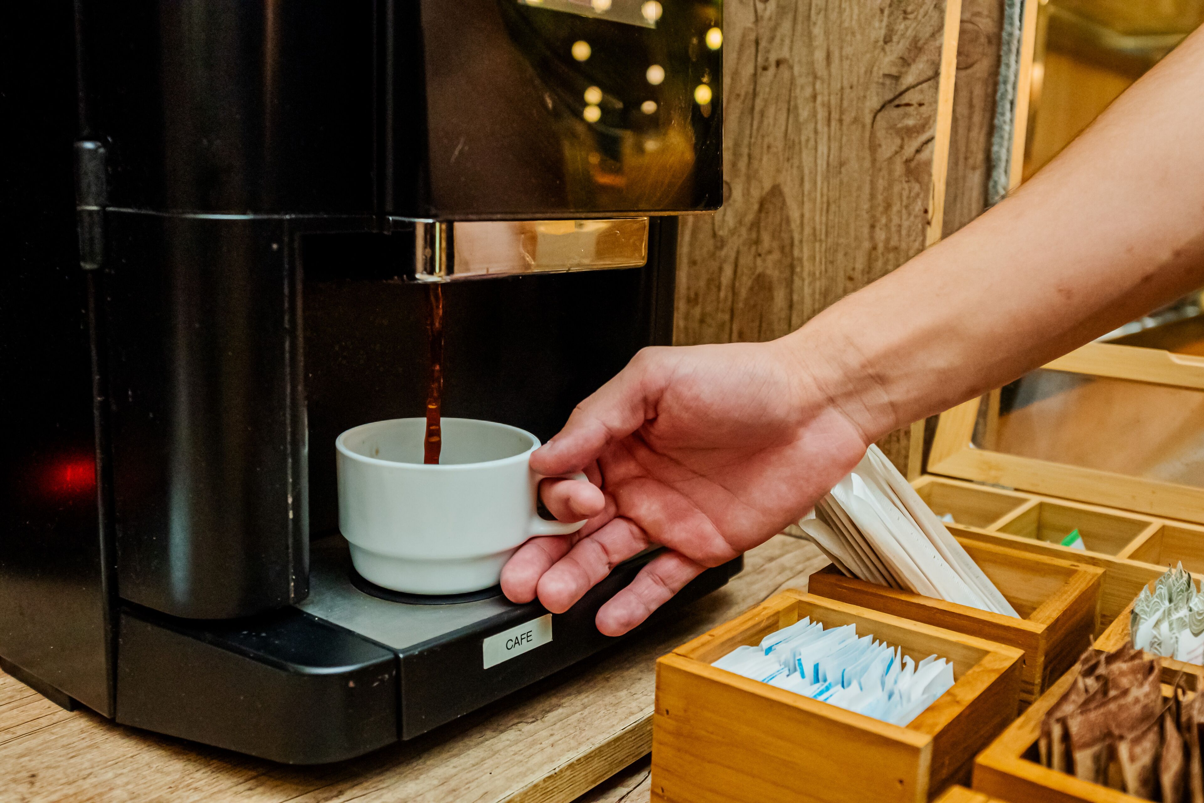 buffet breakfast on weekends (brl 53.00 per person)