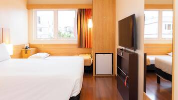 Standard Room, Multiple Beds | Hypo-allergenic bedding, minibar, in-room safe, desk