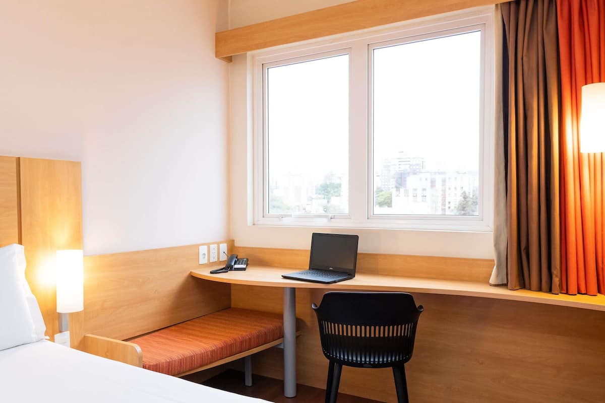 Phòng 2 giường đơn Tiêu chuẩn, 2 giường đơn | Bộ đồ giường kháng dị ứng, minibar, két bảo mật tại phòng, bàn