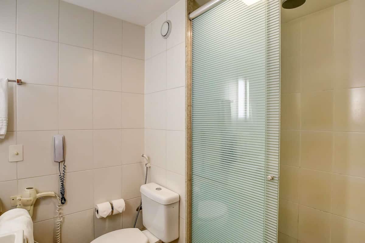 Hypo-allergenic bedding, minibar, in-room safe, desk