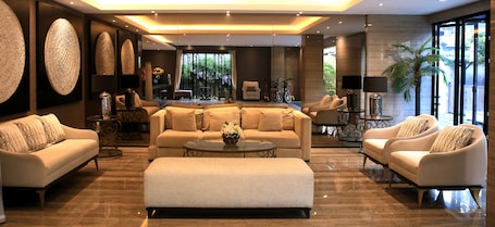 Sala de estar en el lobby