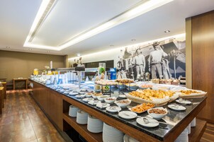 Desayuno buffet incluido todos los días 