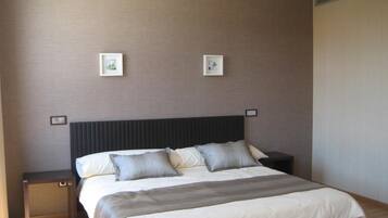 Down comforters, desk, iron/ironing board, free WiFi
