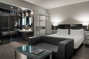 Standard Room, 1 King Bed | Minibar, in-room safe, blackout drapes, soundproofing - AC Hotel Atocha by Marriott (Madrid)