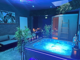 Baño turco/hammam, masajes con piedras calientes, masajes deportivos