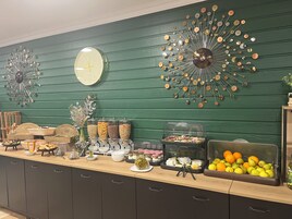 Petit déjeuner buffet