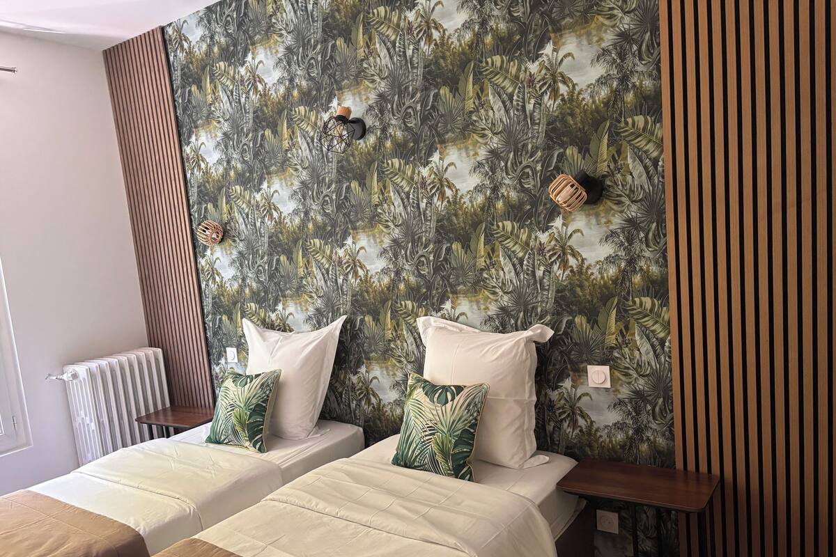 In-room safe, desk, laptop workspace, blackout curtains