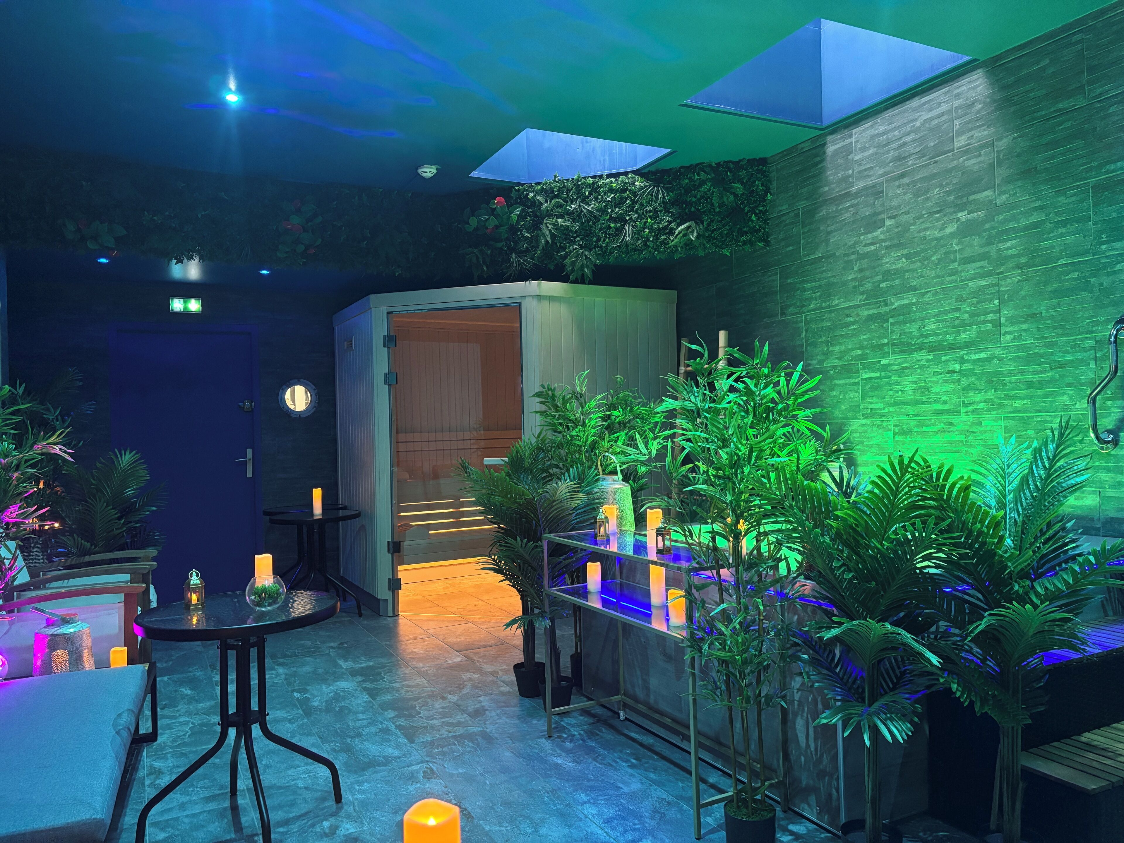 Nhà tắm kiểu Thổ Nhĩ Kỳ/tắm hơi, massage đá nóng, massage thể thao 