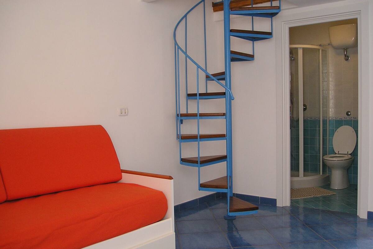 standard double room (with extra bed) | minibar, in-room safe, free wifi, bed sheets