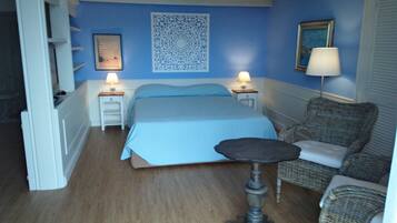 Suite, 1 Bedroom, Balcony, Sea View | Minibar, in-room safe, free WiFi, bed sheets