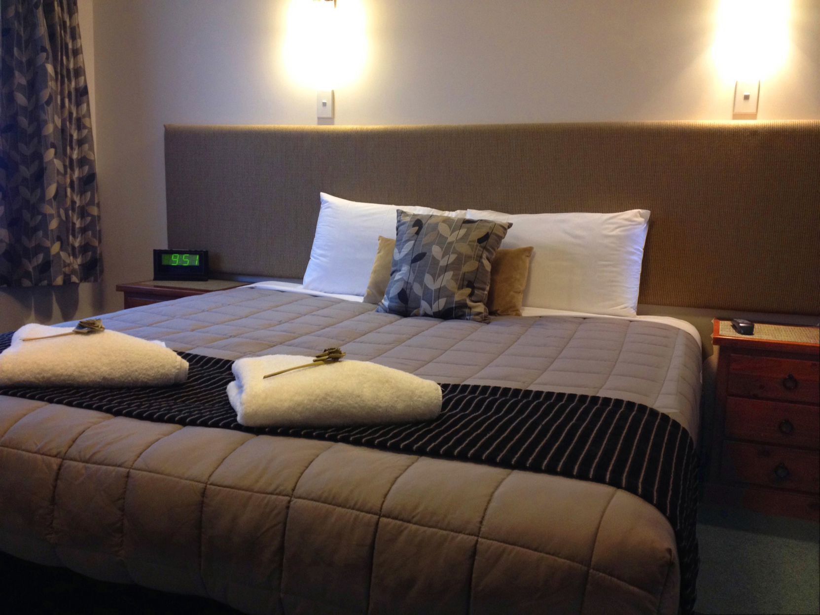 Desk, soundproofing, iron/ironing board, free cots/infant beds