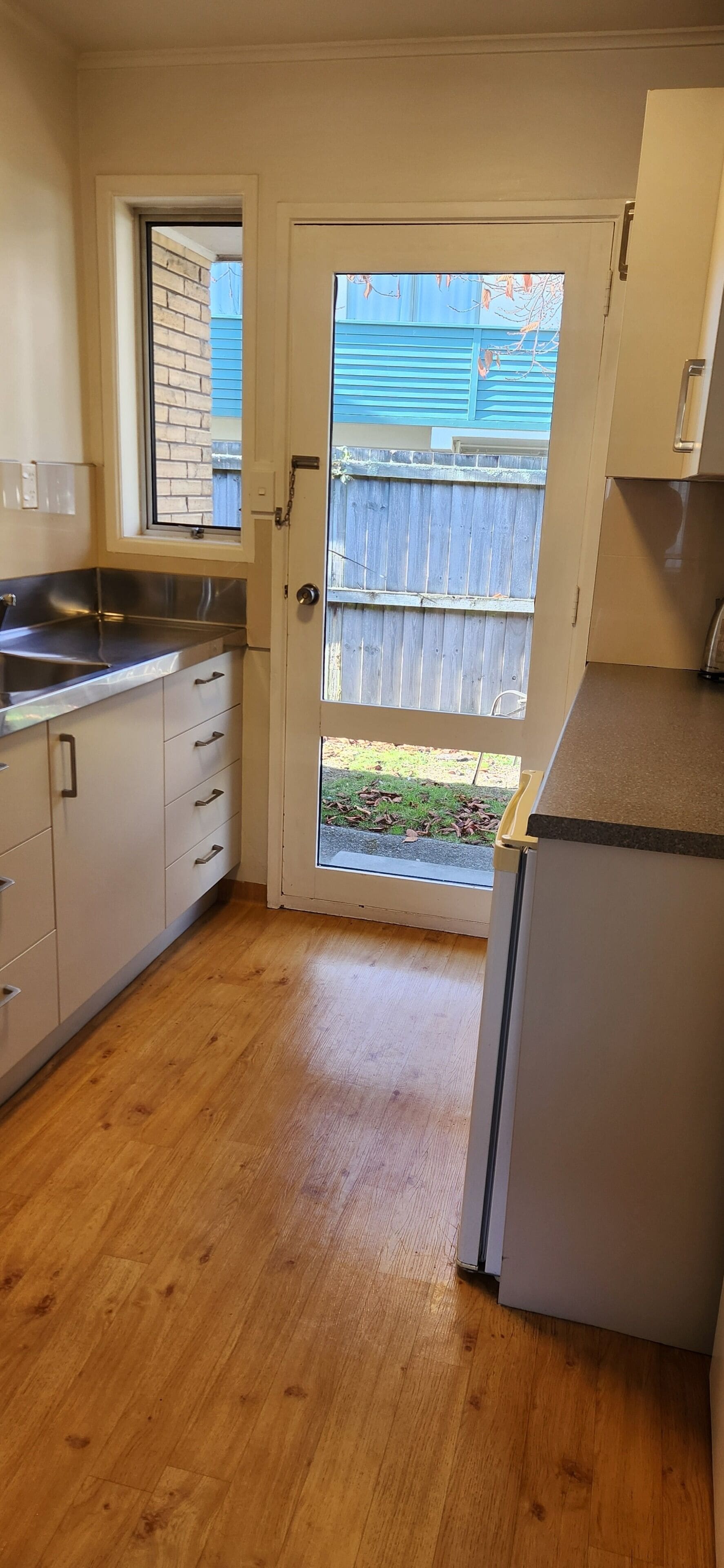 Apartamento standard, 2 quartos | Cozinha privada | Geladeira, micro-ondas, cafeteira/chaleira, chaleira elétrica