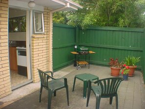 Terrace/patio - Aalton Motel (Christchurch)