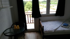 Frette Italian sheets, iron/ironing board, free WiFi, bed sheets - Family pension Ivanka Barac (Citluk)