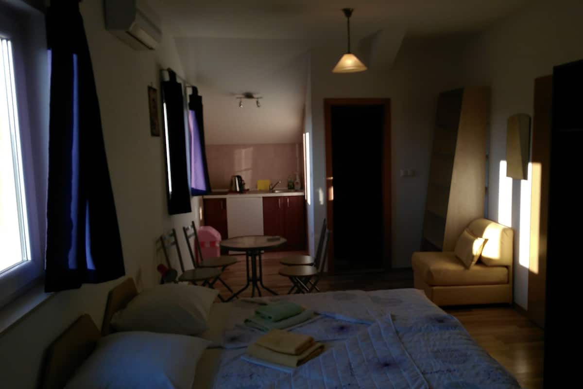 Family Apartment, Multiple Beds, Courtyard View