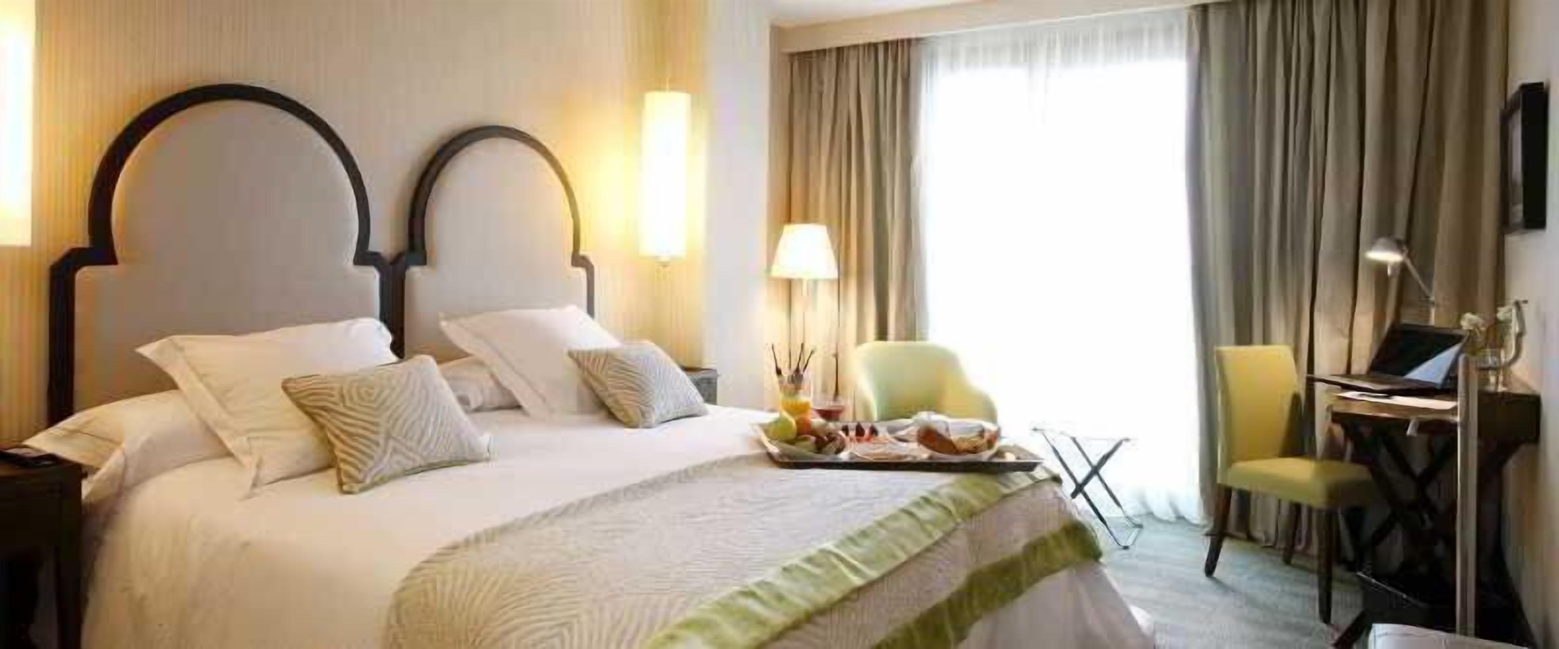 Minibar, in-room safe, desk, blackout drapes