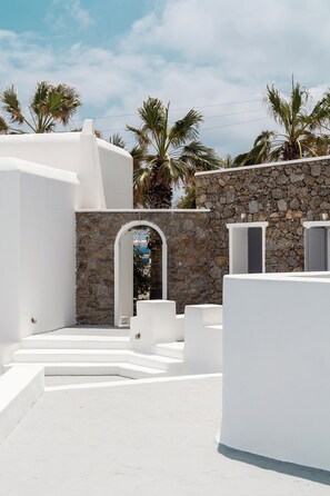 Property entrance - Pietra e Mare - Mykonos Moments by Mr and Mrs White (Mykonos)
