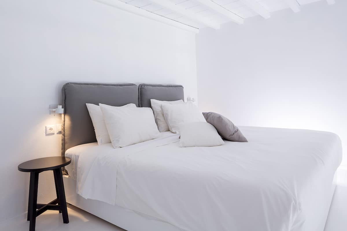 1 camera, biancheria da letto ipoallergenica, copriletto in piuma