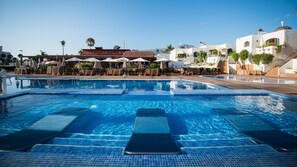 2 outdoor pools - HD Parque Cristobal Tenerife (Arona)