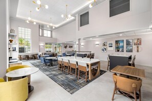 Free daily on-the-go breakfast  - Homewood Suites Slidell (Slidell)