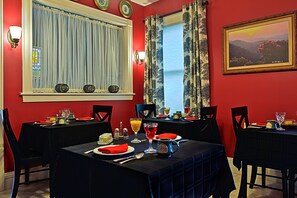 包每日即叫即煮早餐