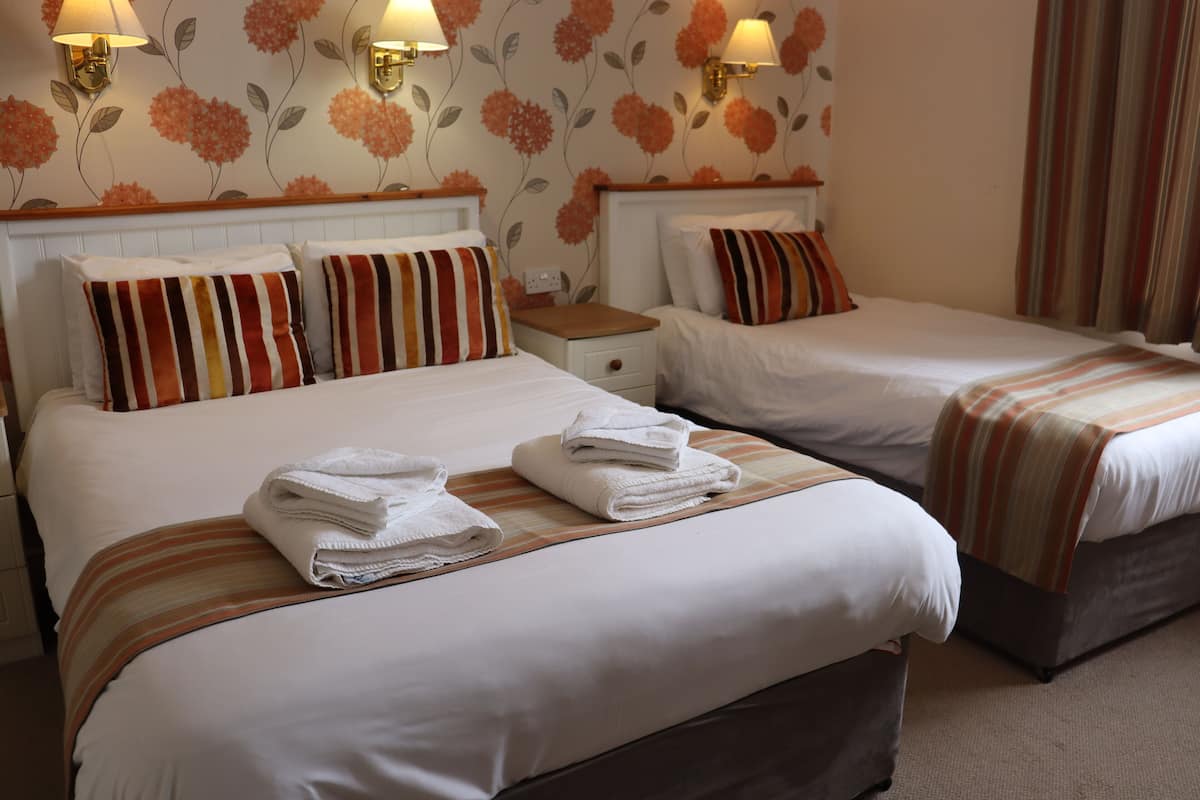 1 chambre, décoration personnalisée, ameublement personnalisé
