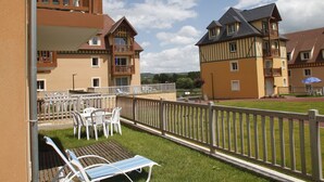 Terrace/patio - Résidence Odalys la Ferme de Deauville (Saint-Arnoult)