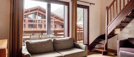 Duplex (3 Bedrooms) | Parte interna