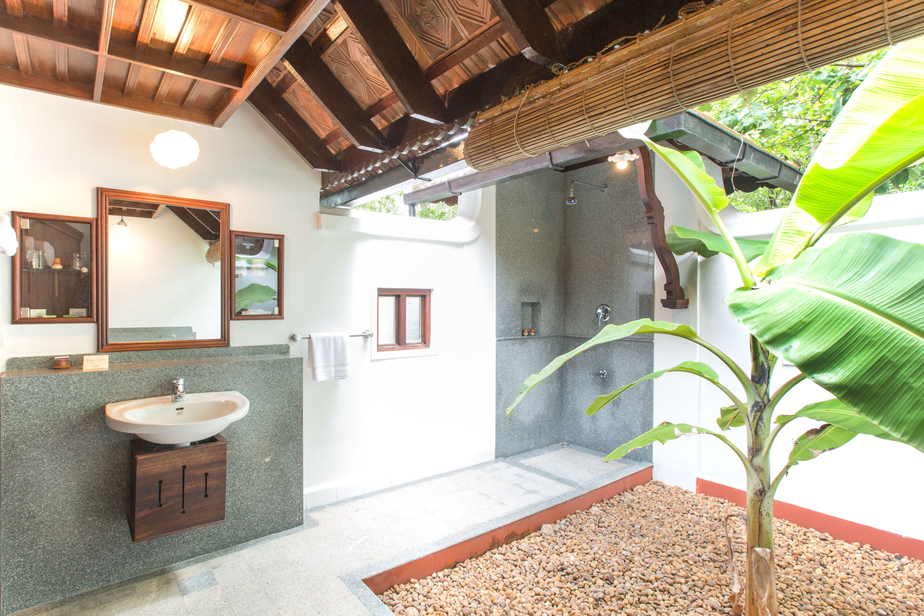 1 bedroom, premium bedding, minibar, in-room safe