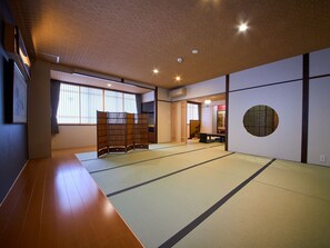 Family Room, Multiple Bedrooms | Down duvets, free WiFi - Gion Shinmonso (Kyoto)