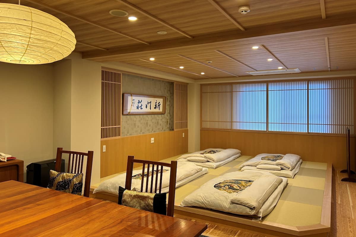 1 bedroom, down duvets, free WiFi
