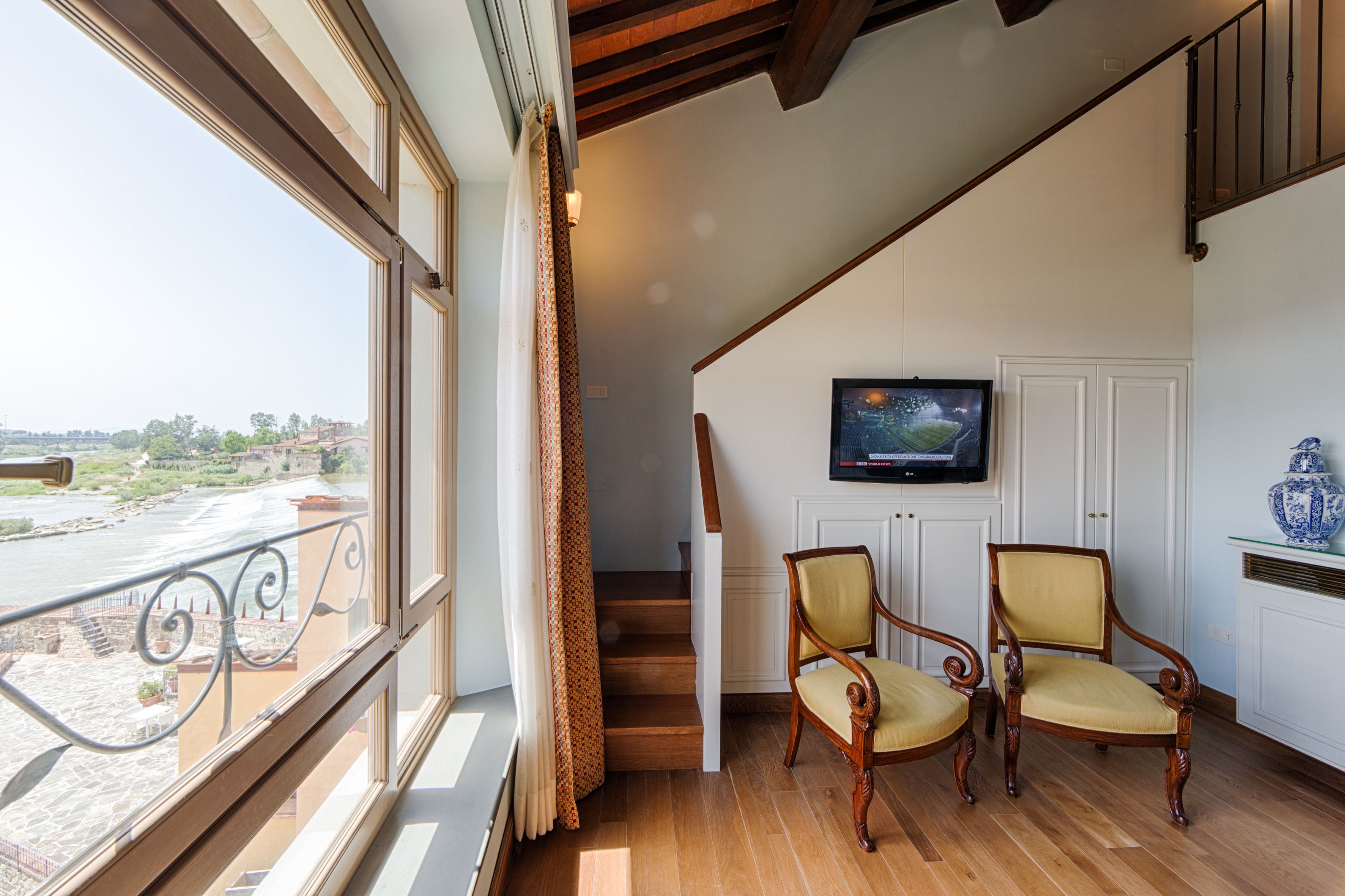 minibar, in-room safe, individually furnished, desk