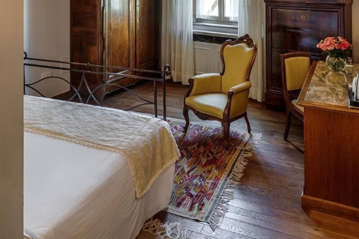 Minibar, in-room safe, individually furnished, desk