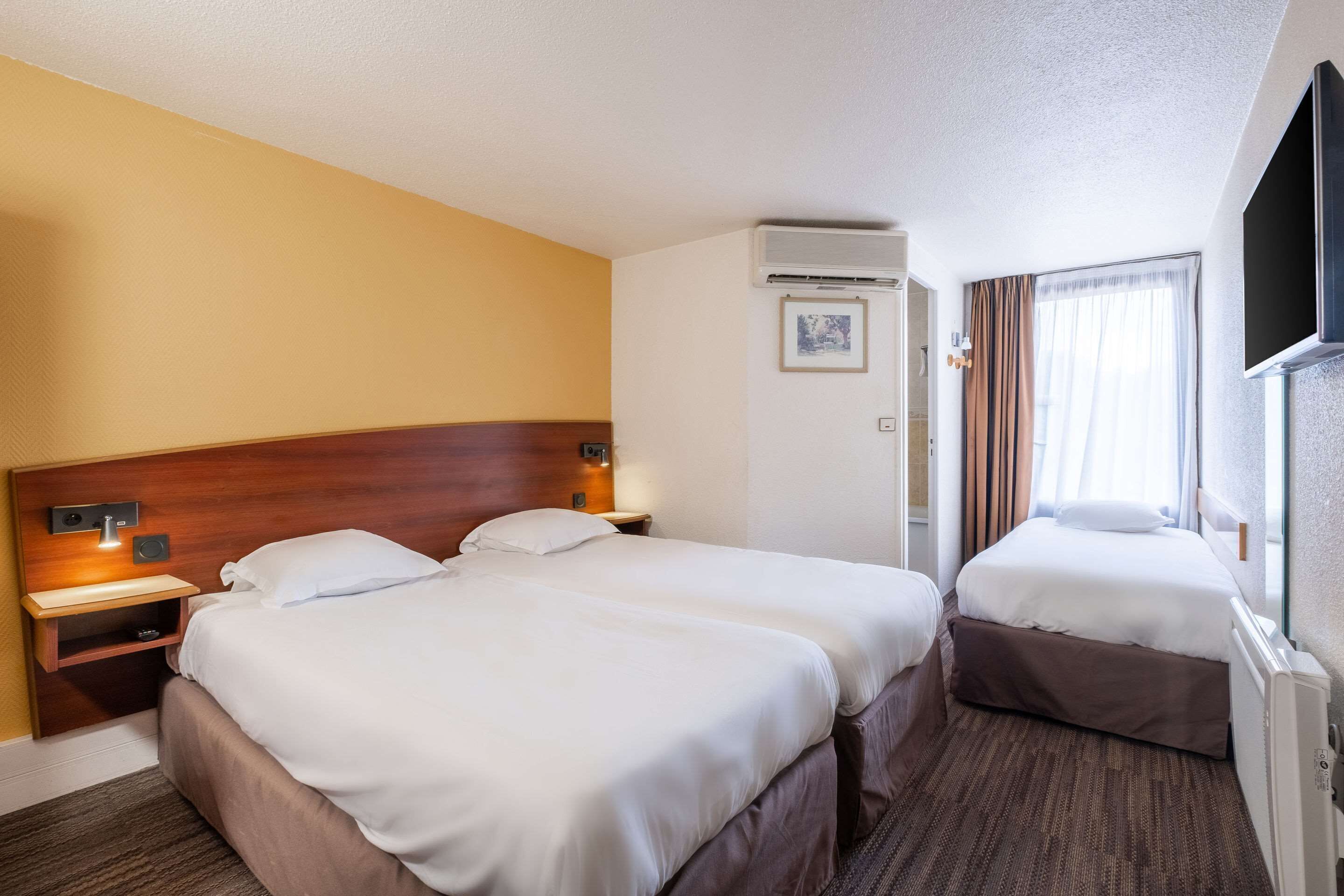 Memory-foam beds, desk, blackout curtains, soundproofing