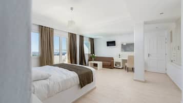 Juniorsvit - bubbelbad | Utsikt frÄn rummet