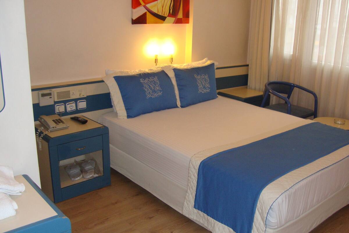 Double Room | Minibar, in-room safe, desk, free cots/infant beds