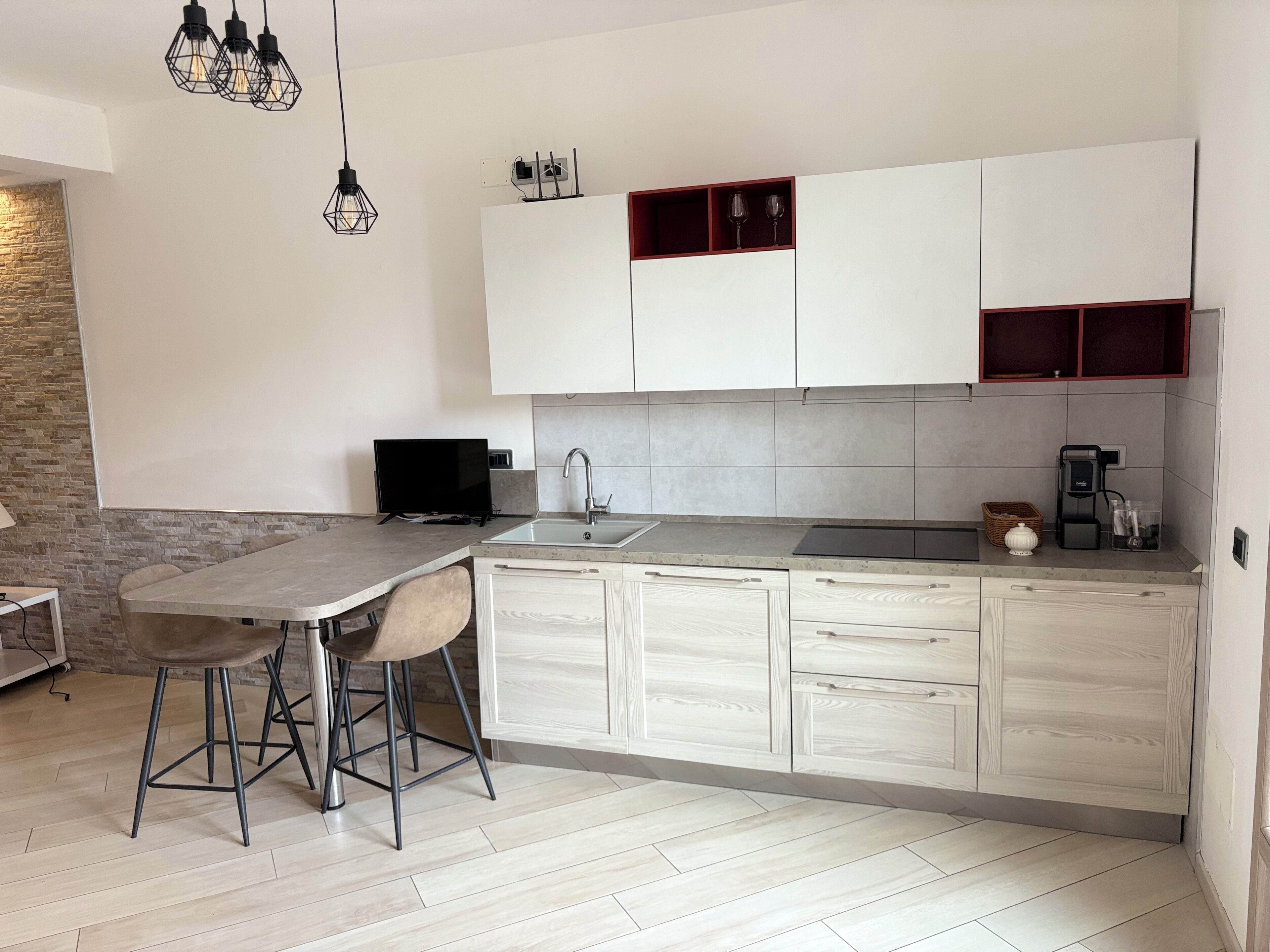 舒適公寓 | 私人廚房 | 焗爐、爐具、咖啡磨豆機、廚房用具/餐具/器皿