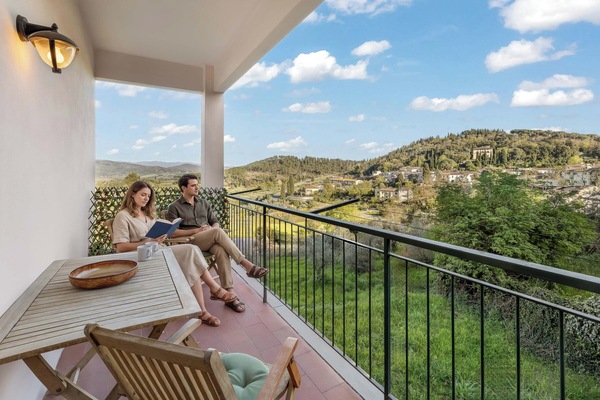 Panoramic Apartment | 2 bedrooms, Frette Italian sheets, hypo-allergenic bedding available