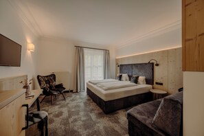 In-room safe, free WiFi, bed sheets - Resl Resort  (Flachau)