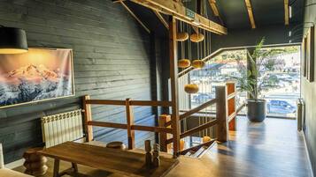 TV de tela plana 42 polegadas com canais a cabo