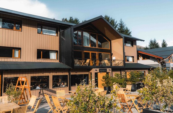 Fachada de la propiedad