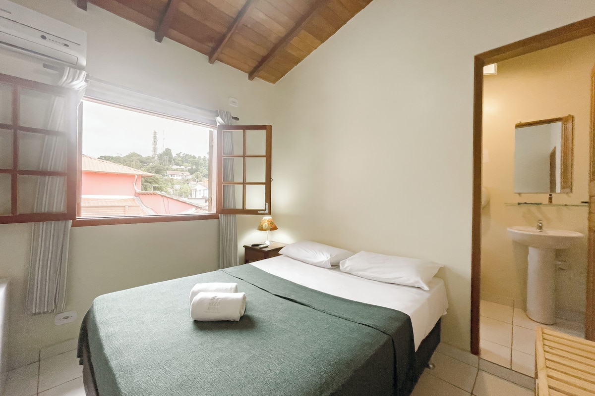 1 bedroom, minibar, free WiFi, bed sheets