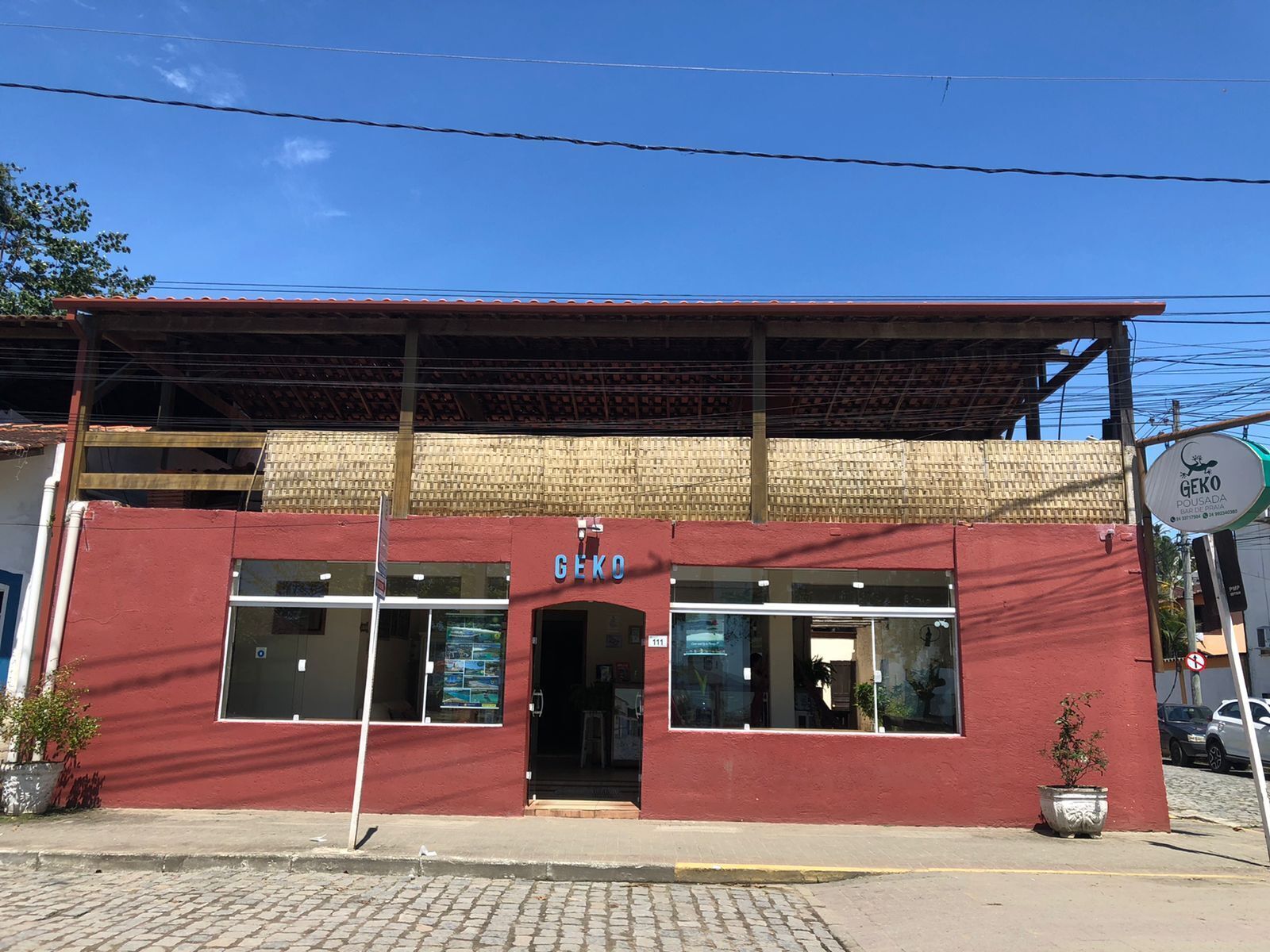 Fachada da propriedade