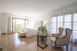 Premium Studio Suite, Mountain View, Mountainside | Premium bedding, down duvets, minibar, in-room safe - Aumallia Hotel & Spa (Felanitx)